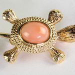 Turtle Brooch made from Coral and 18K Gold