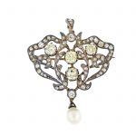 19th century gold brooch with six antique cut diamonds
