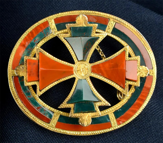 Scottish Brooch with bloodstone